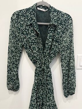 LIKE NEW Zara Chiffon Wrap Dress Size L